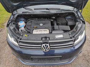 VW TOURAN 1.4TSi 7MÍST rok 2015 - 16