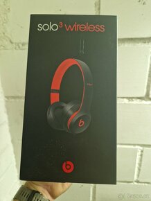 Beats solo 3 wireless - (L) strana nalomená - plně funkční - 16