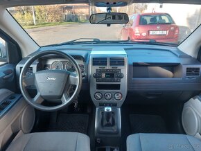 JEEP COMPASS 2.4i 4x4 125kW 1.majitel - 16