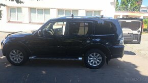 Mitsubishi Pajero 4 - 16