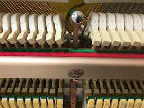 České pianino Klug & Sperl model 120 se zárukou - 16