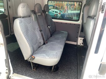 FORD TRANSIT 2,2 TDCi 74 kW 280 SWB KOMBI 6 Míst - 16