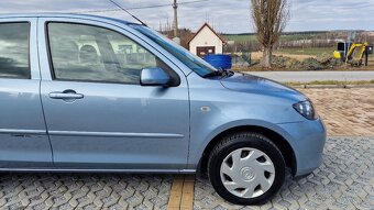 Mazda 2. benzín najeto 62 000Km - 16