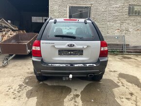 Prodám bouranou Sportage 2.0 LPG - 16