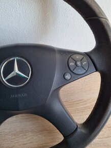 Mercedes Benz W204, S204 - budiky, ovladani oken, volant - 16