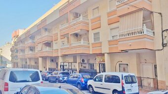 Zařízený apartmán 3+kk s balkonem a bazénem TORREVIEJA - 16