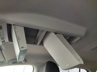 VW  Touran - 16