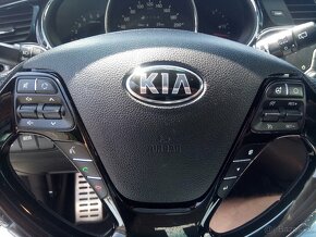 KIA CEED 1,6 CRDi 100kw, GT-LINE,ČR - 16