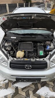 TOYOTA RAV4 2.0D4D 85 kw 4x4 - 16