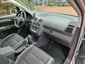 VW Touran 1.9TDI/77kW 7.míst,bez koroze,serviska Topován - 16