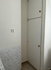 Pronájem bytu 1+1 32m² - Polabiny - 16