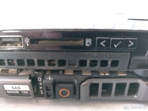 DELL PowerEdge R630 Jednotka základní-počítač technologický - 16