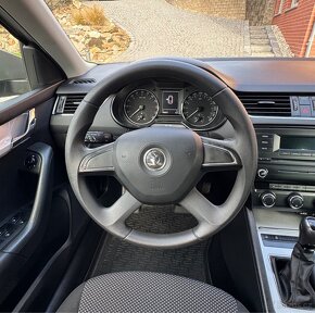 Škoda Octavia 3 1.6 TDI combi, 1.Majitel - 16