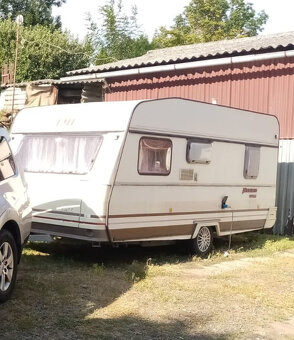 Karavan LMC Munsterland Luxus 490 pro 6 osob - 16