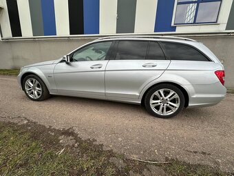 Mersedes Benz C220 - 16