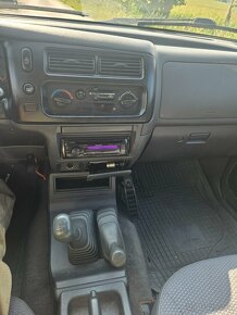 Pickup Mitsubishi L200 2002 2.5 l Diesel 85 kW Manual - 16