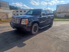 Cadillac Escalade 4x4 - 16