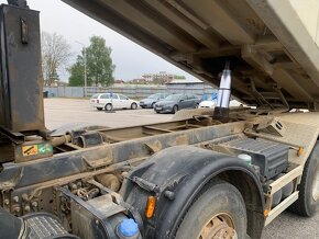 RENAULT KERAX 450 DXI 8x4 sklápěč - 16