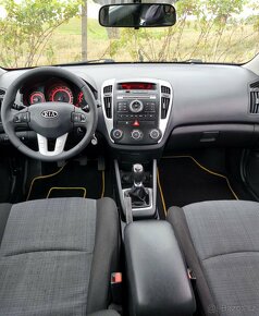 Kia Ceed 1.6 CRDi 66KW/90PS R.V.10/2010 - 16