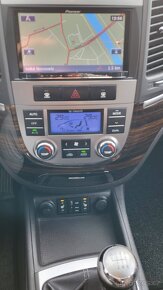 HYUNDAI SANTA FE 2.2CRDi COMFORT 1MAJITEL - 16