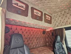 Scania S650 V8 6x2 Boogie / Custom Interior - 16