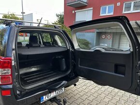 Suzuki Grand Vitara 1.9 DDIS 95kW SUV 4x4 Tažné 2 tuny Face - 16