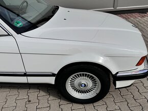 BMW 730i E32 naj. 129 000km - 16