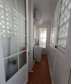 ÚŽASNÝ APARTMÁN S VÝHLEDEM NA MOŘE A MARINA V SRDCI TORREVIE - 16