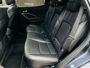 Hyundai Santa Fe 2.2CRD 145KW AUT KAMERA LED VYHŘEV SERVISKA - 16