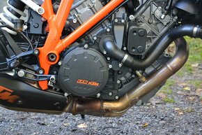 KTM 1290 SUPER DUKE R - 16