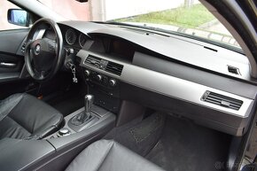 BMW 525i R6 E61 TOURING/KŮŽE/NAVI/PANORAMA/AUTOMAT/ - 16