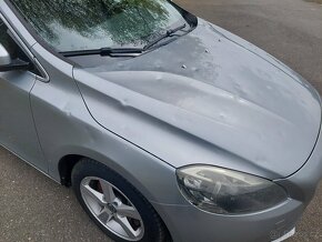 Volvo V40 D3 2.0 D  140.769 km - kroupy - 16