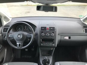 VW TOURAN 2.0 TDi SERVISNÍ KNIHA 134.100 km  7MÍST - 16