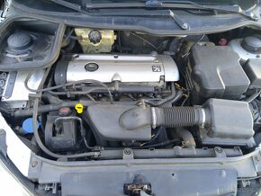 Peugeot 206 cc, 2.0 16V 100kW, r.v. 2001 - 16