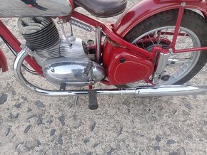 Jawa 250 pérák 1953 po renovaci - 16