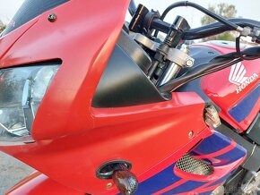 Honda CBR 125R r.v.2005 - 16