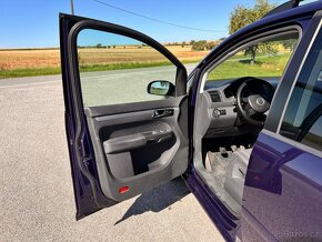 Volkswagen Touran, 2,0 TDI "Trendline" - 16