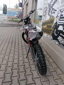 Pitbike Killer 250cc 21/18 červená - 16