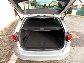 VW Passat 2,0 TDi B8 Kombi COMFORTLINE 180tkm - 16