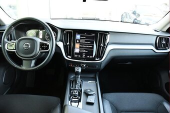 Volvo V60 CROSS COUNTRY D4 A/T AWD  LED VÝHŘEV - 16