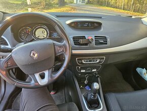 Renault Megane 3 hatchback 1,6 81kW LPG 2009 - 16