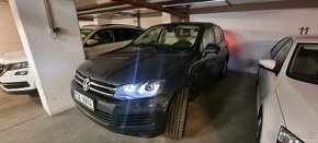 NEBOURANÝ VW TOUAREG 3.0TDI Orig.125t.km SERVISKA - 16