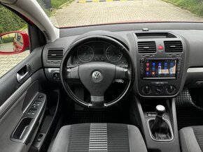 Volkswagen Golf V 1.4 Trendline Navigace Serviska 1. majitel - 16