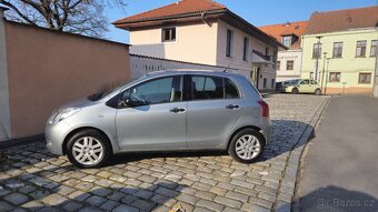 Toyota Yaris 1.0 - velmi dobrý stav - 16