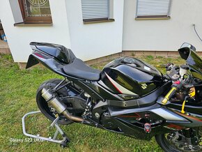 Suzuki GSXR 1000 K6 131kw 8/2006 - 16