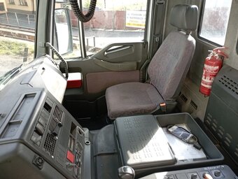 Prodám Iveco 440 sklápěč 4x4 s hydraulickou rukou PM 8 - 16