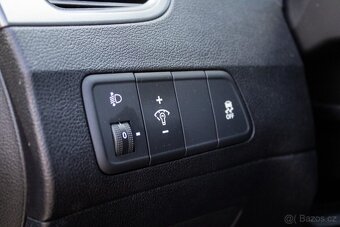 Hyundai Elantra 1.6i D-CVVT Style A/T - 16