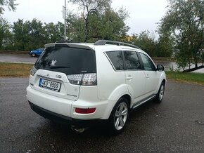 Mitsubishi Outlander Mivec 2.2 130 kw 4x4 - 16