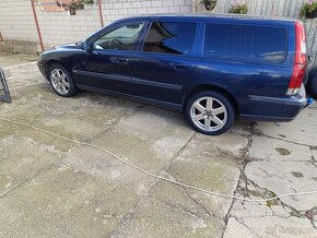 Volvo V70 2.4 D5 - 16