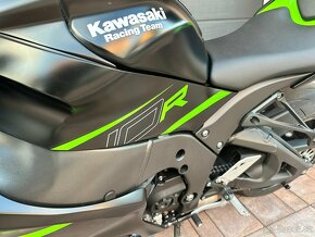 Kawasaki zx10r - 16